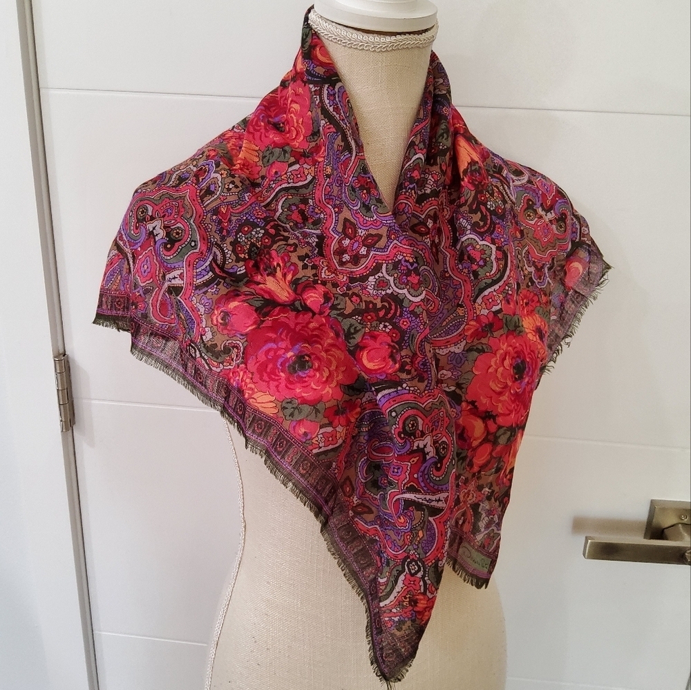 Oscar De La Renta Vintage Wool Floral Print Square Scarf